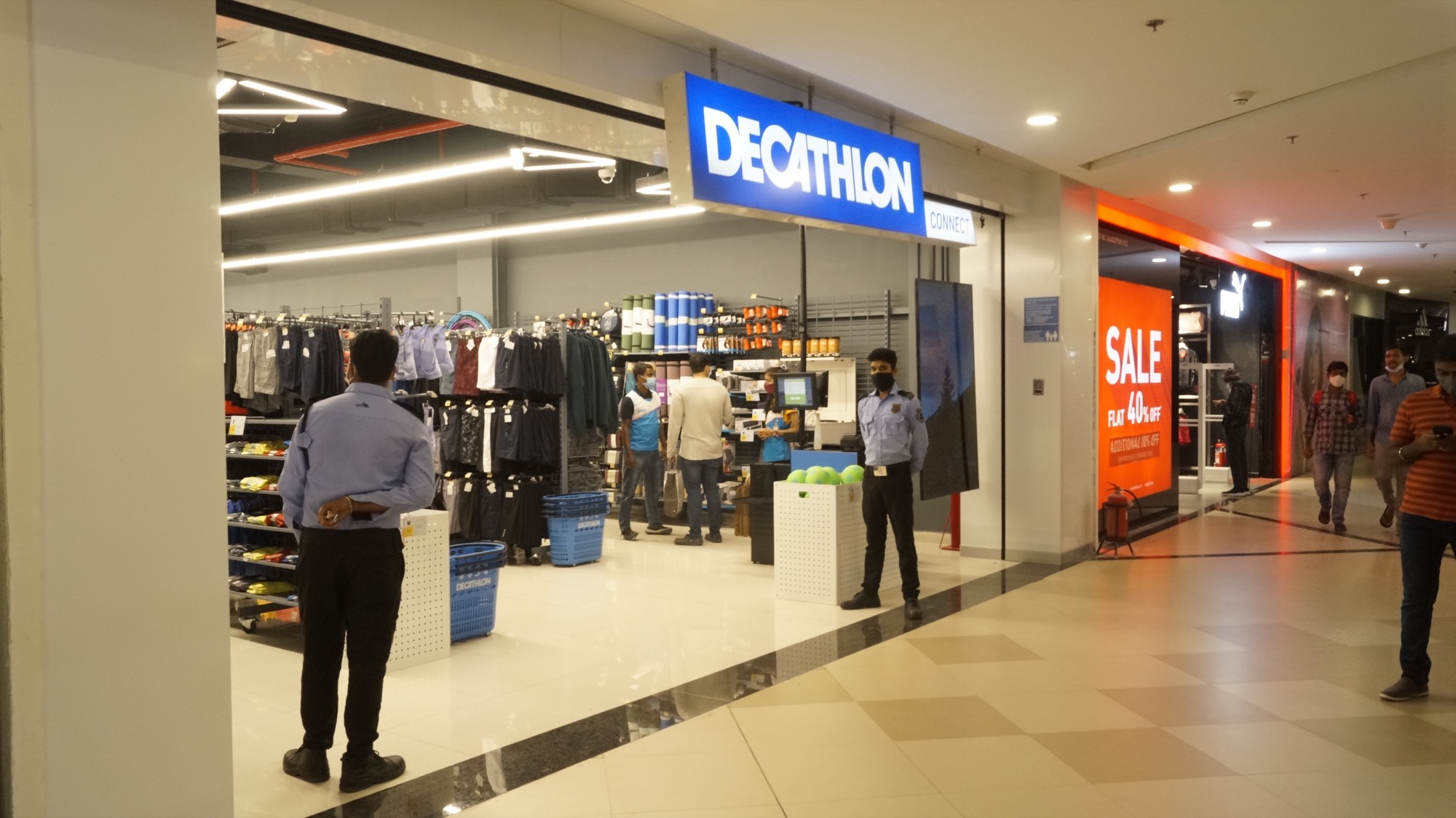 Decathlon Connect, Galleria
