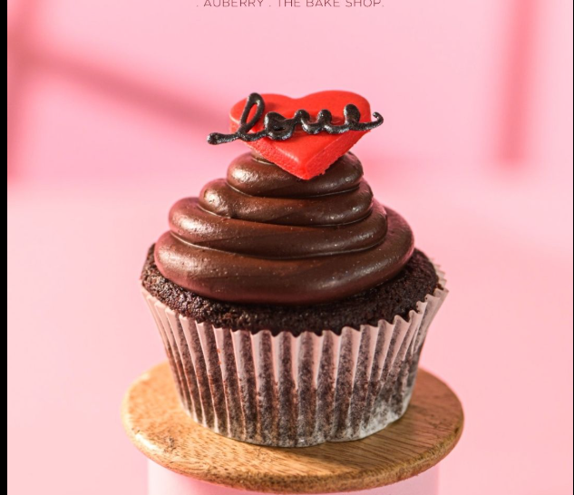 Auberry - The Bake Shop cup cake