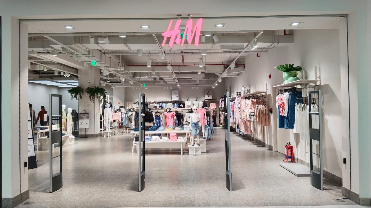 H & m galaxy mall hotsell